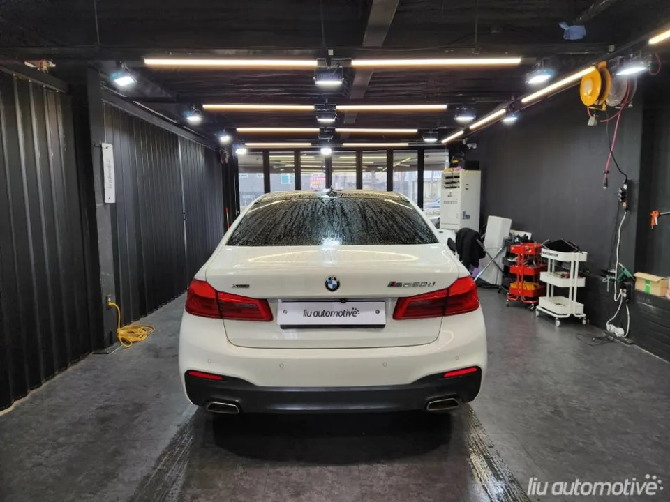 BMW 5 Series Ambient Lighting Review — Cost & Results photo 4