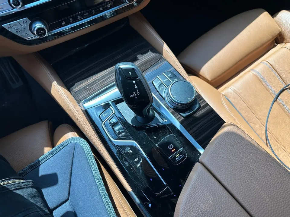 BMW 5 Series G30 カーラッピング事例｜費用目安・仕上がり 施工写真 1-3