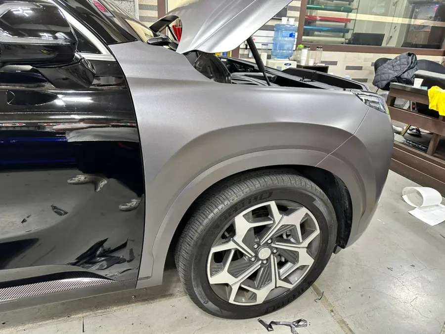 Hyundai Palisadeのカーラッピング事例 施工写真 3-2