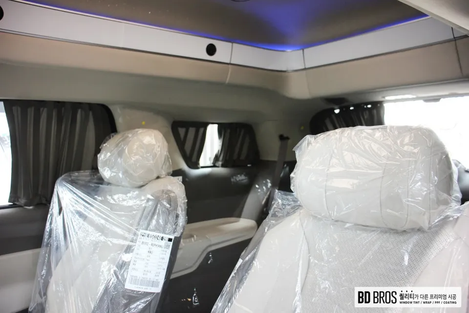 Kia Carnival Hi-Limousineのカーフィルム施工事例|費用目安・仕上がり 施工写真 2-2