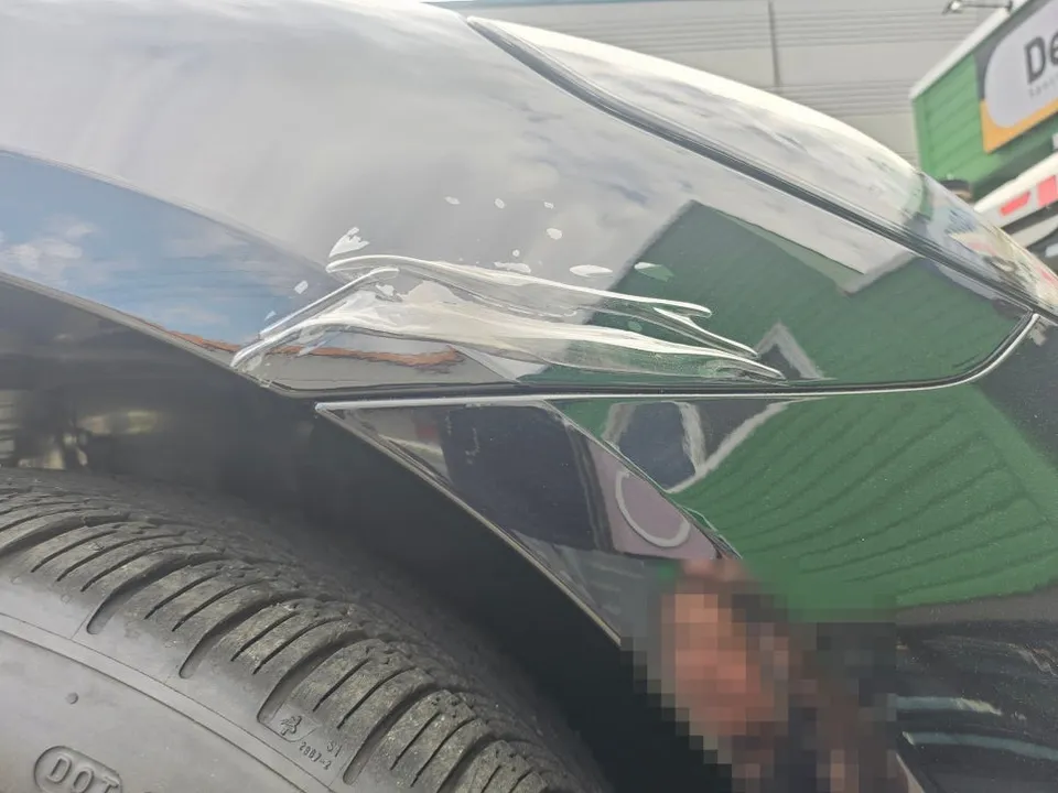 Porsche Panamera PPF施工事例|費用目安と仕上がり 施工写真 3-1