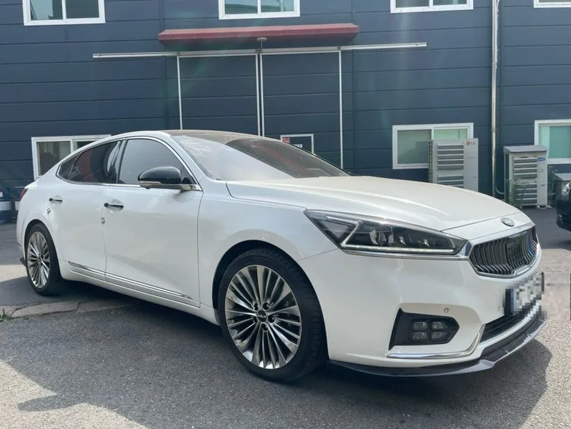 Kia K7のホイールリペア・塗装事例 施工写真 1-1