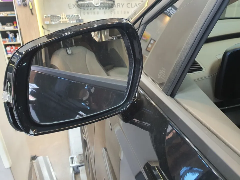 Kia Carnival KA4 surround view camera - Kia Carnival KA4 360 Camera Installation Review photo 3