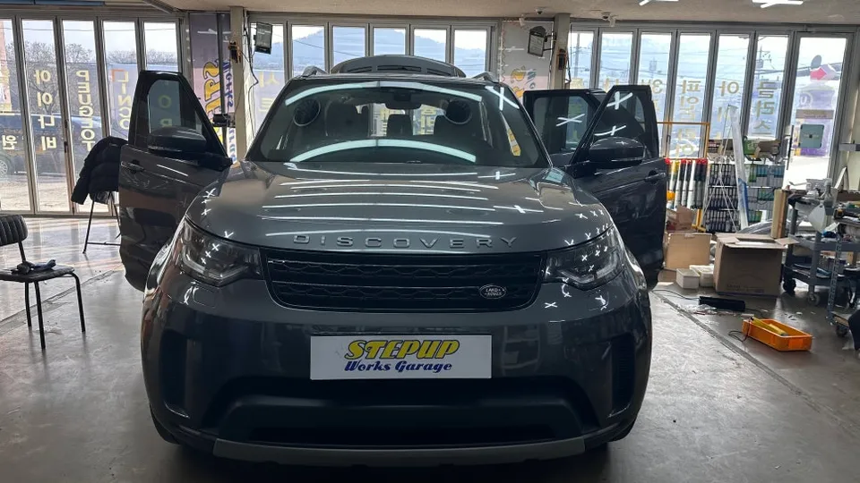 Land Rover Discovery 5 seat ventilation installation result