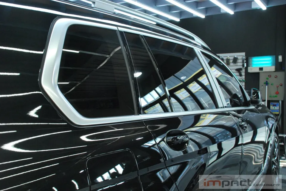 BMW X7 G07のカーラッピング事例|費用目安・仕上がり 施工写真 2-1