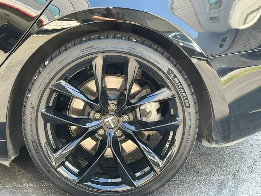 Tesla Model 3 caliper painting - Tesla Model 3 Caliper Paint Review: Stunning Super Red Finish photo 4