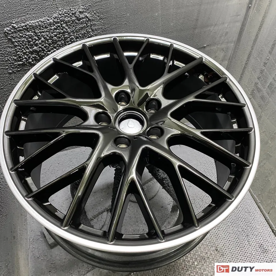 Porscheのホイールリペア・塗装事例 施工写真 6