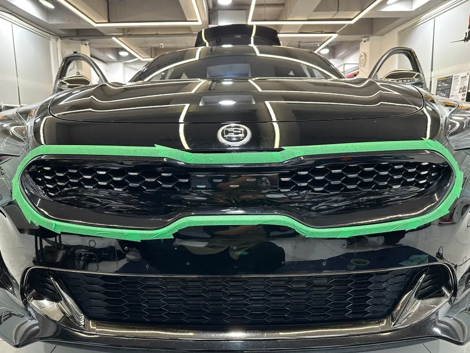 Kia Stingerのカーラッピング事例|費用目安・仕上がり 施工写真 3-3