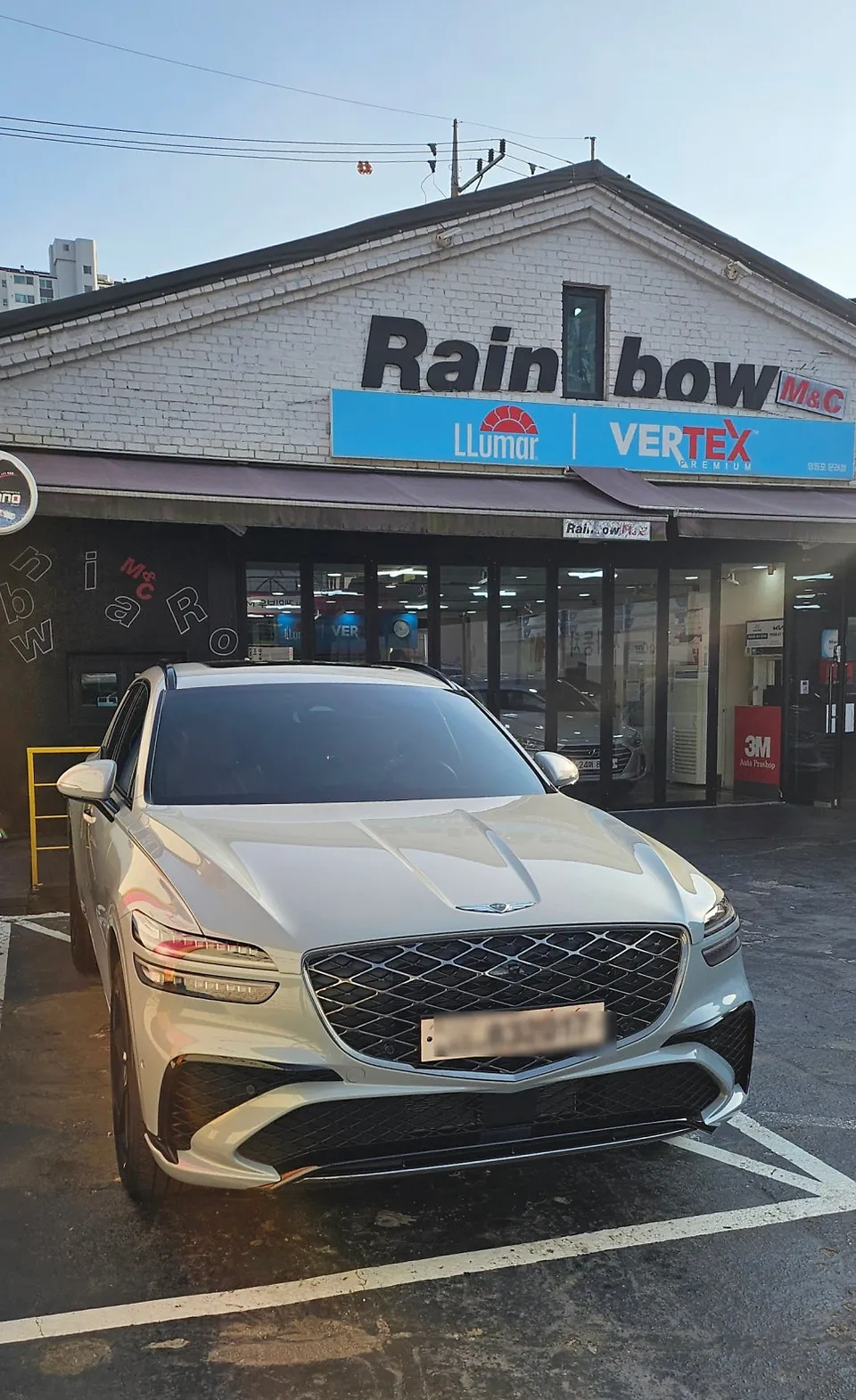 Genesis G80のカーフィルム施工事例｜断熱・UVカット効果 施工写真 3-2