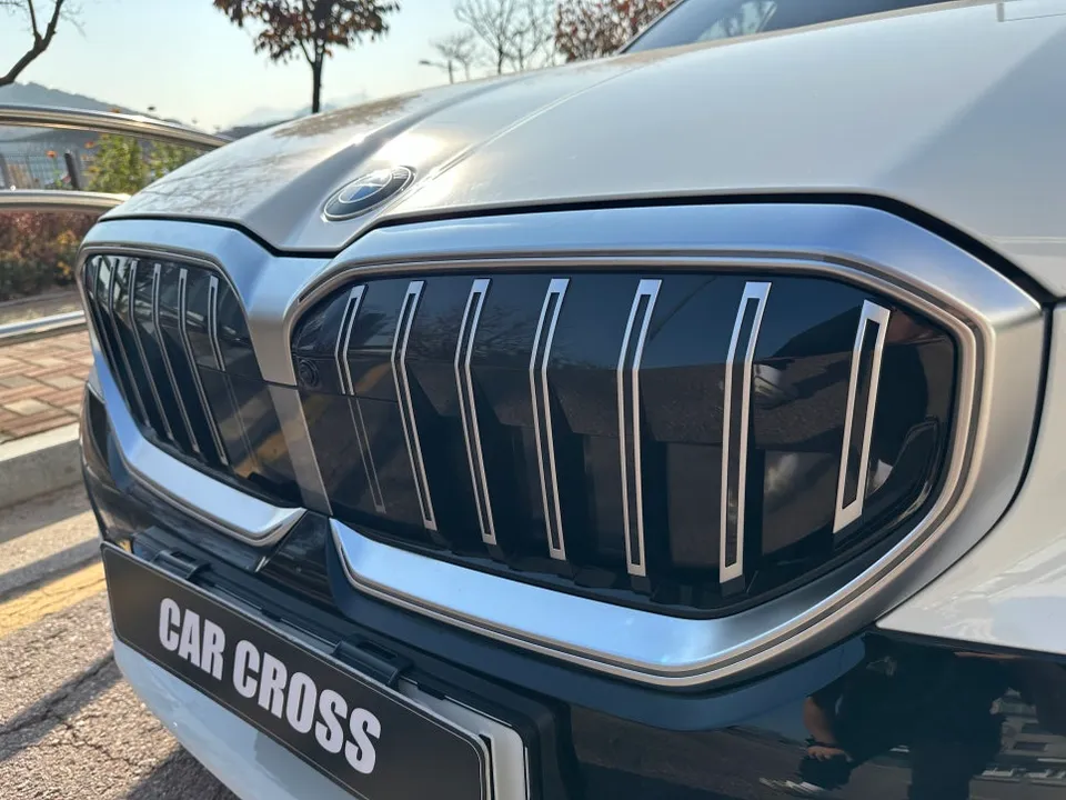 BMW 5 Series G60 PPF施工事例|費用目安・仕上がり 施工写真 1-2