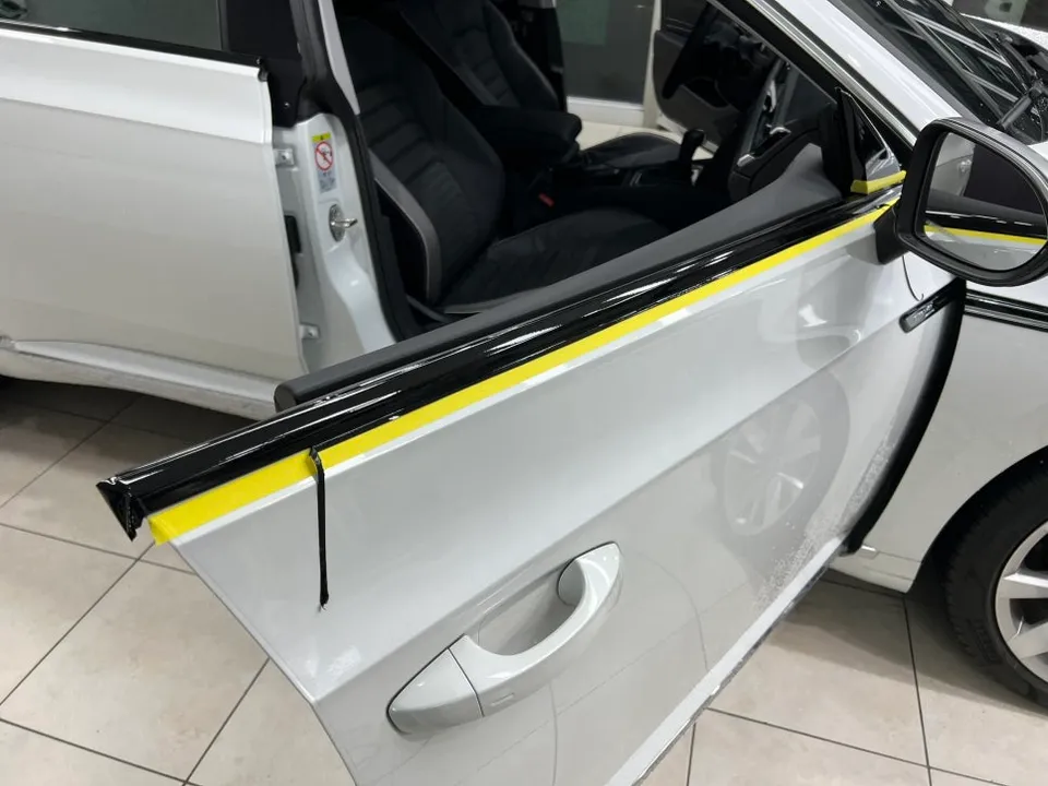 Volkswagen Arteonのカーラッピング事例|費用目安・仕上がり 施工写真 3-2