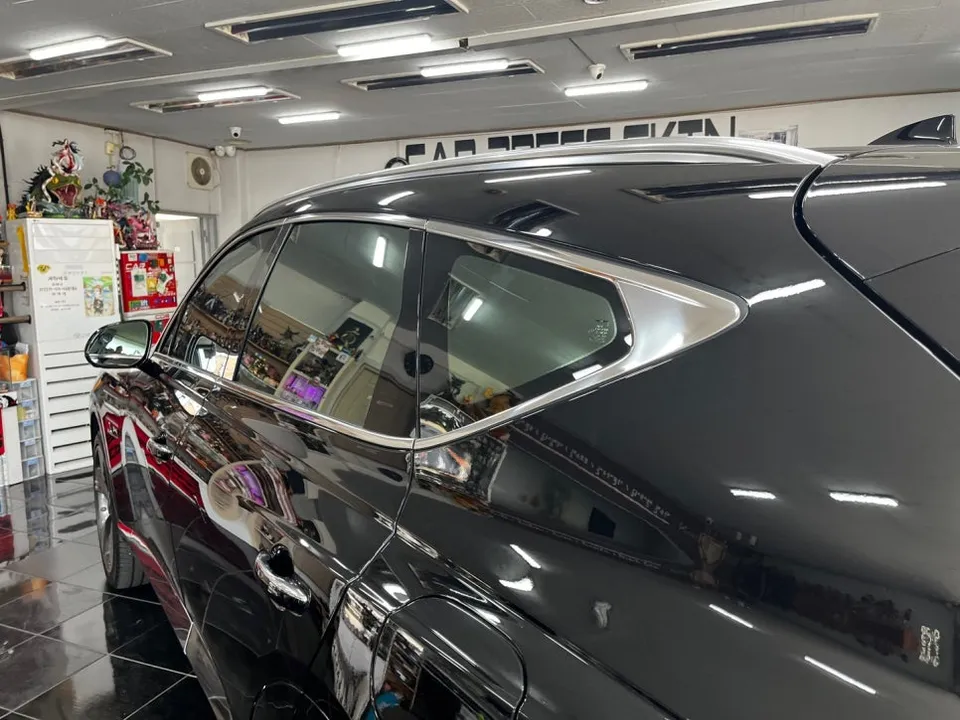 Genesis GV80 vinyl wrap - Genesis GV80 Vinyl Wrap Review: Cost & Results photo 4