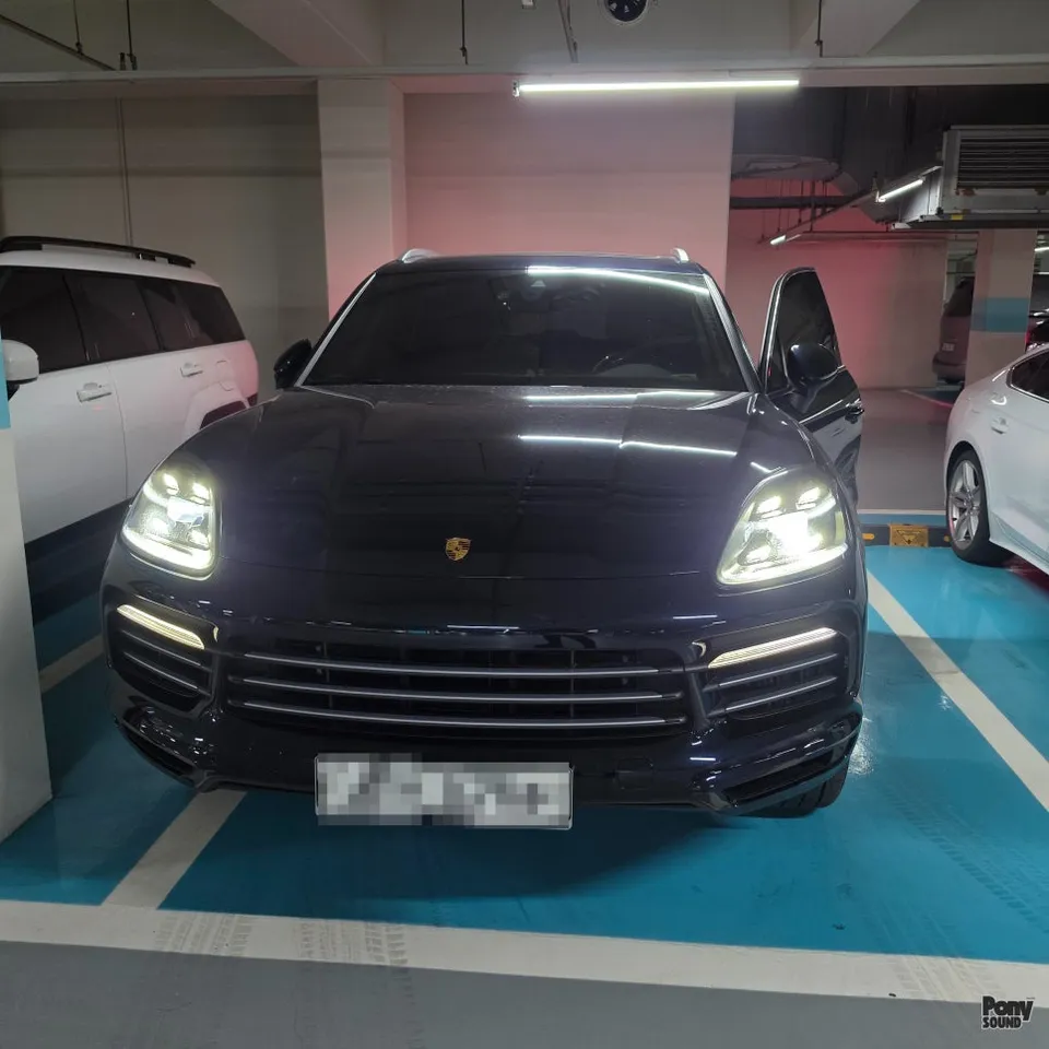 Porsche Cayenne Ambient Lighting Review — Cost & Results photo 2