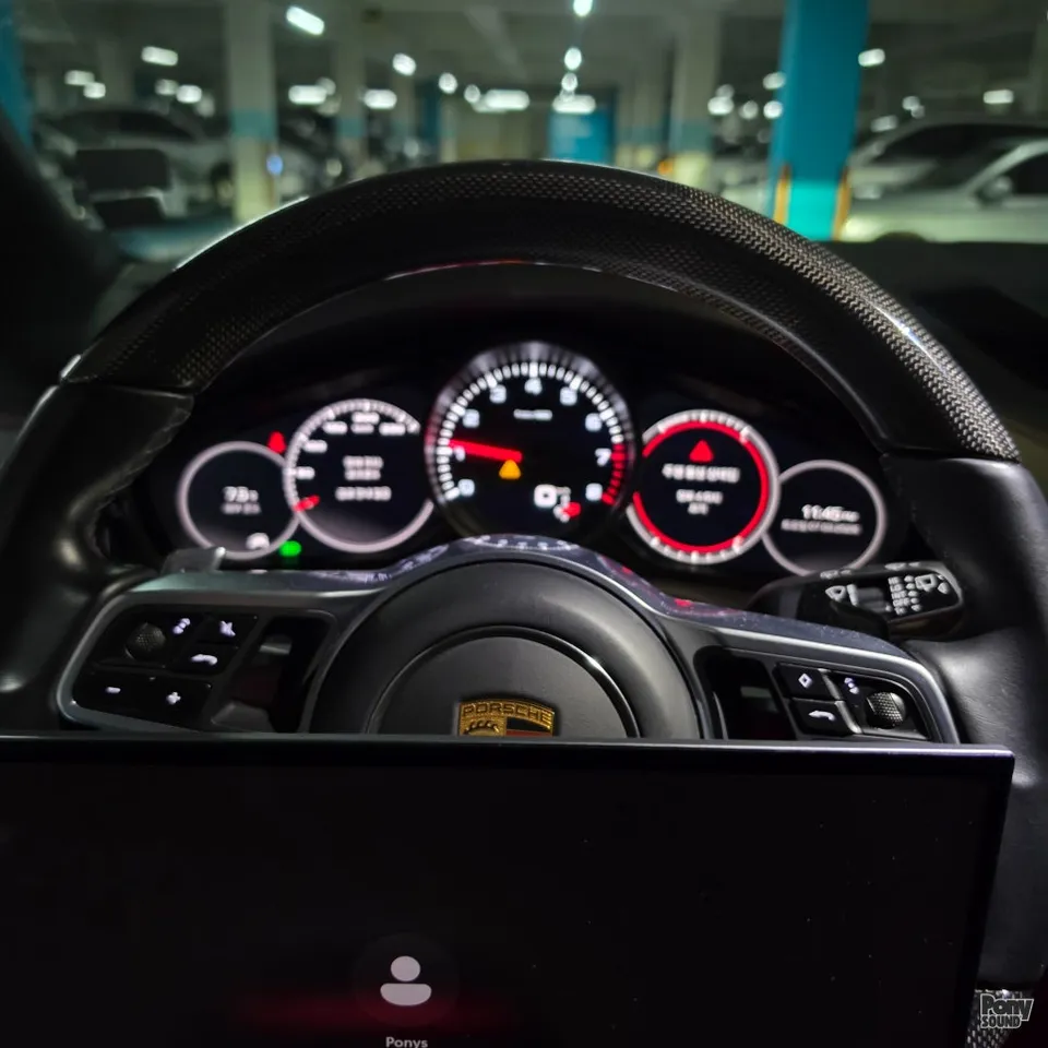 Porsche Cayenne ambient lighting - Porsche Cayenne Ambient Lighting Review — Cost & Results photo 3