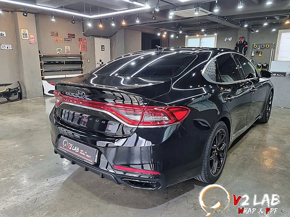 Hyundai Grandeur IG vinyl wrap - Hyundai Grandeur IG Vinyl Wrap Installation Review — Cost photo 5