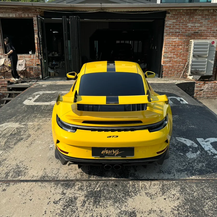 ポルシェ911のPPF施工事例｜費用目安と仕上がり 施工写真 2-3