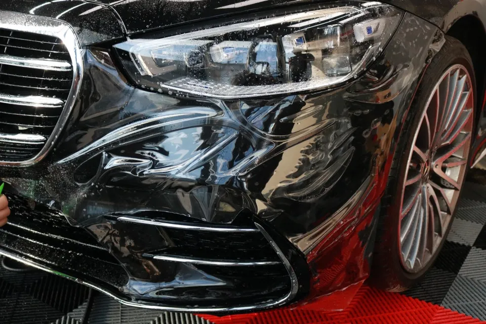 Mercedes-Benz S-ClassのPPF施工事例|費用目安と仕上がり 施工写真 2-3