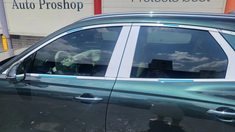 Genesis GV70 window tinting - Genesis GV70 Window Tinting Review: Cost & Heat Rejection photo 4