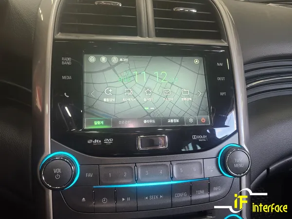 Chevrolet MalibuのAndroid Auto・CarPlay取付事例 施工写真 6