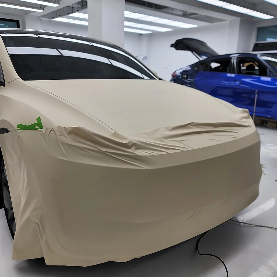 Tesla Model Yのカーラッピング事例|サテンマットカーキ 施工写真 2-2