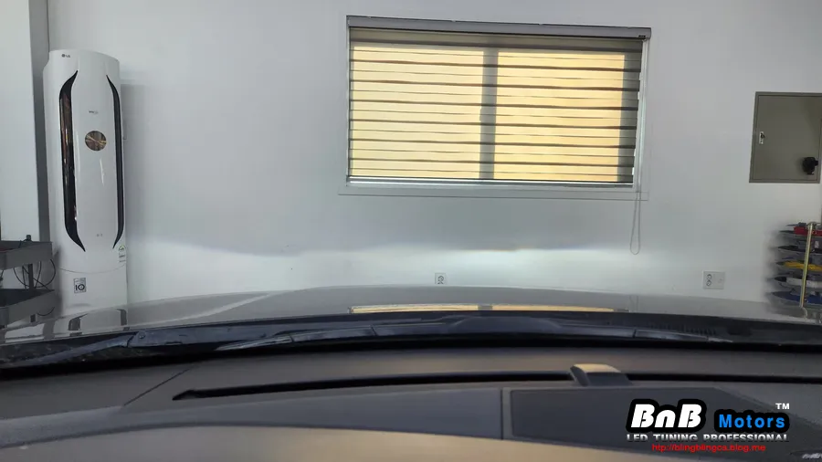 Kia K7 YG body repair - Kia K7 YG Headlight Restoration Review photo 3