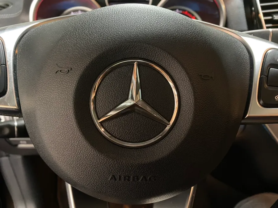 Mercedes-Benz GLE steering wheel - Mercedes-Benz GLE Steering Wheel Customization Review photo 4