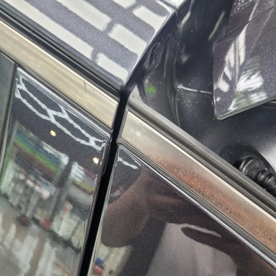 Kia Stinger vinyl wrap - Kia Stinger Window Trim Blackout Vinyl Wrap Review photo 4
