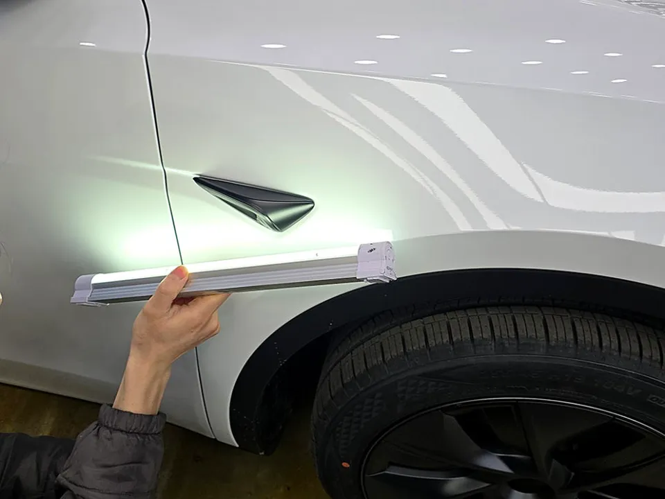 Tesla Model Yのカーフィルム施工事例｜費用目安・仕上がり 施工写真 1-1