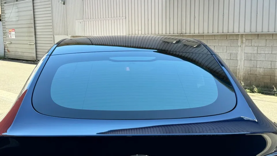Tesla Model Yのカーフィルム施工事例|費用目安・仕上がり 施工写真 4-1