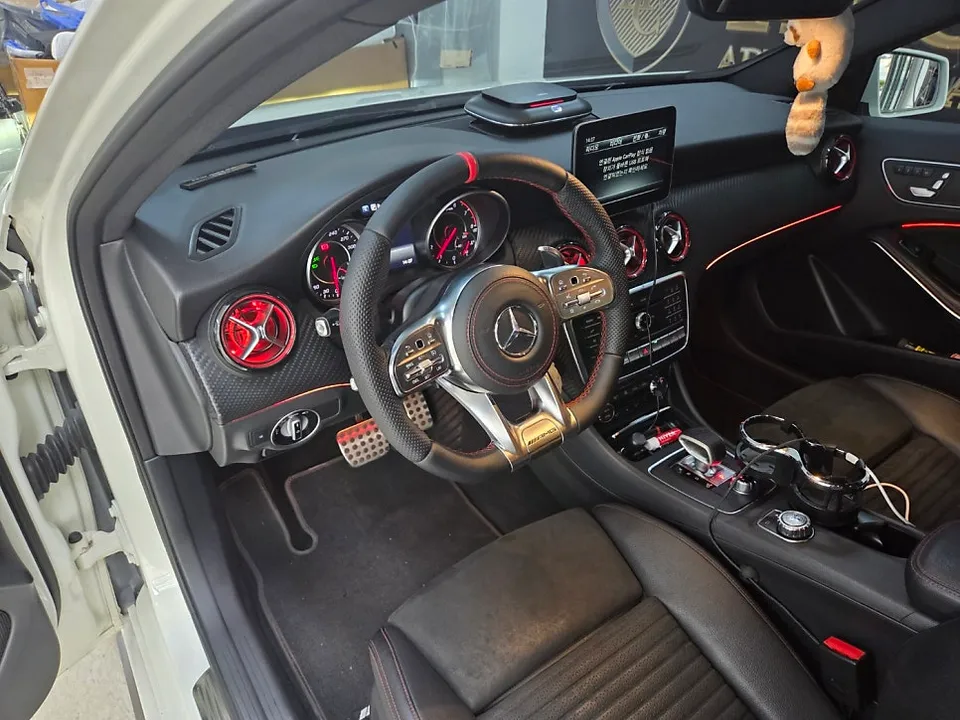 Mercedes-Benz A-Class seat ventilation - Mercedes-Benz A-Class Seat Climate Upgrade Review photo 4