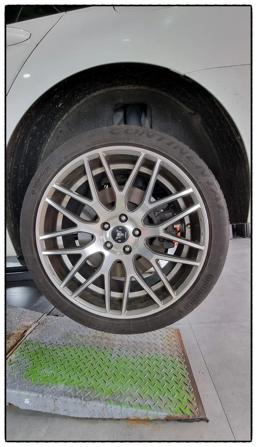 Kia K900 wheel repair - Kia K900 Wheel Repair & Painting Review photo 2