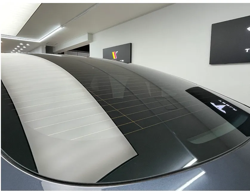 Tesla Model 3のカーフィルム施工事例|費用目安・仕上がり 施工写真 4-1