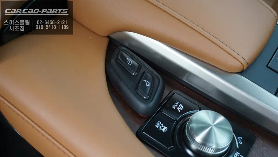 Lexus RX450h oem options - Lexus RX450h Factory Option Review — Enhanced Rear Comfort photo 3
