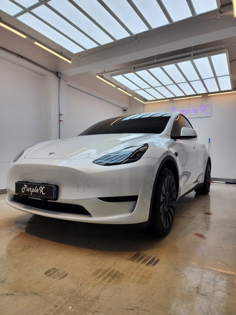 Tesla Model YのPPF施工事例|費用目安と仕上がり 施工写真 3-1
