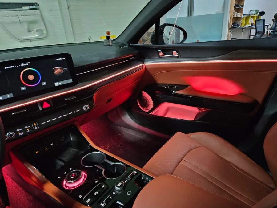 Kia K5 DL3 ambient lighting - Kia K5 DL3 Ambient Lighting Review: Enhanced Interior photo 4