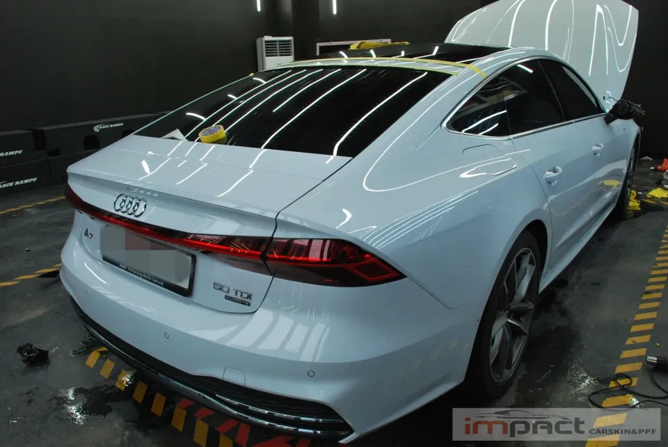 Audi A7 カーラッピング事例|ブラックパック&カボン 施工写真 2-1