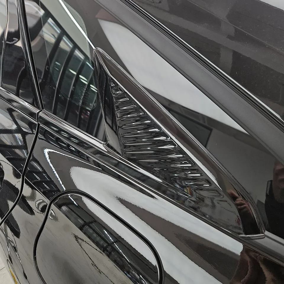 Kia K8のカーラッピング事例 施工写真 3-2
