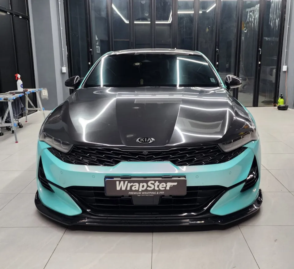 Kia K5のPPF施工事例｜カモフラージュ柄フィルムの仕上がり 施工写真 1-2