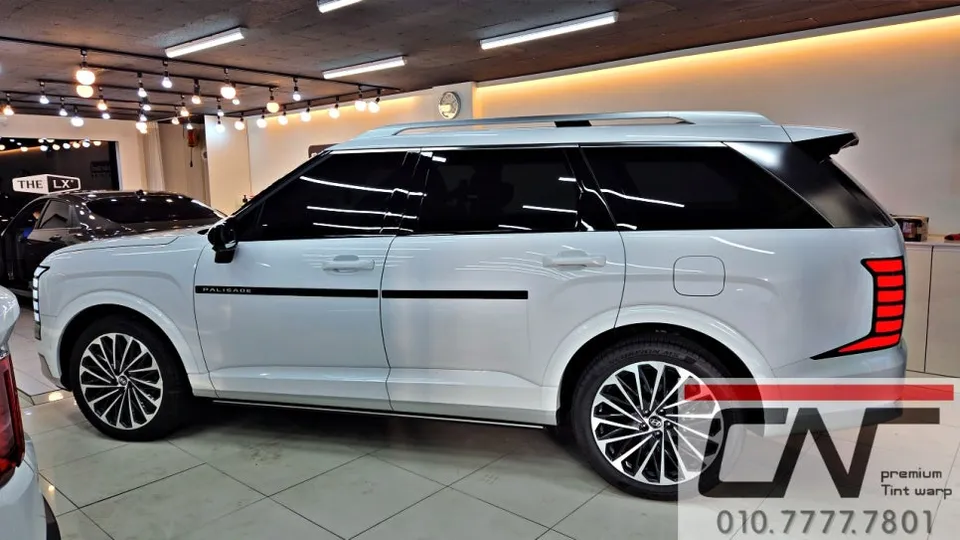 Hyundai Palisadeのカーフィルム施工事例：費用目安と仕上がり 施工写真 2-1