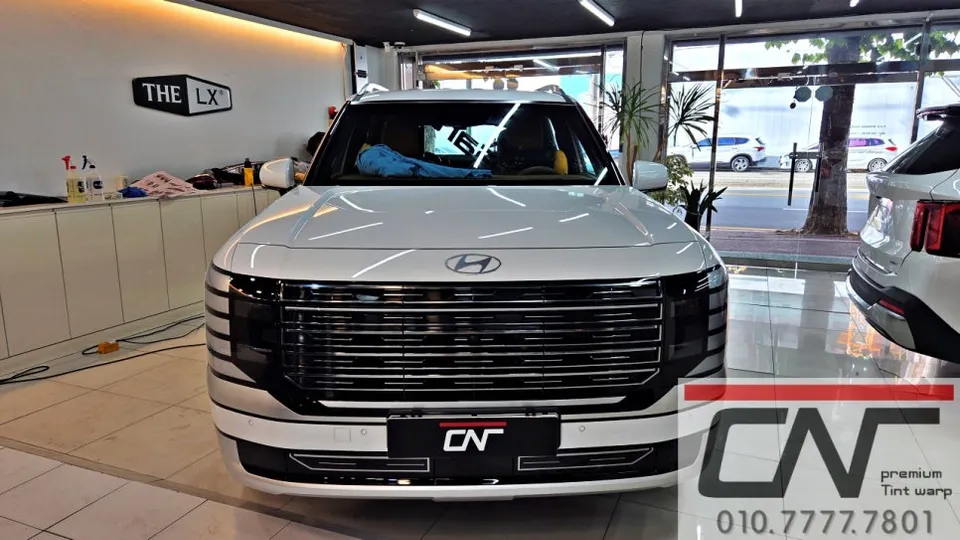 Hyundai Palisadeのカーフィルム施工事例：費用目安と仕上がり 施工写真 4-1