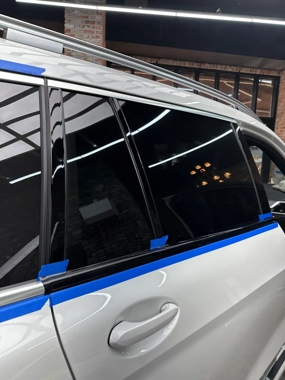 BMW X7 ppf - BMW X7 Chrome Delete & PPF — Full Matte Black Film Install photo 9
