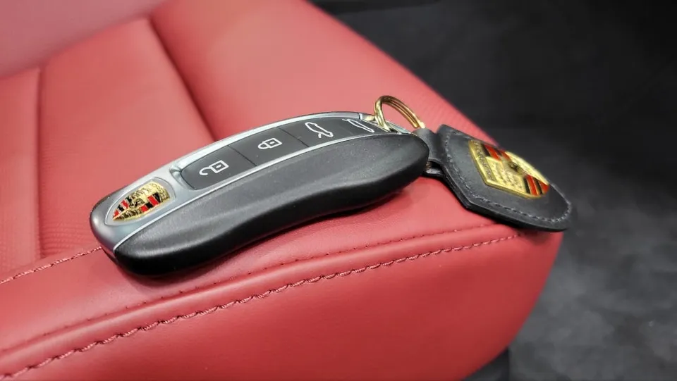 Kia Carnivalのカーフィルム施工事例｜費用目安・仕上がり 施工写真 3-2