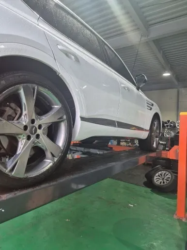 Genesis GV80 wheel repair - Genesis GV80 Wheel Repair & Refinishing Review — Like New Silver photo 4