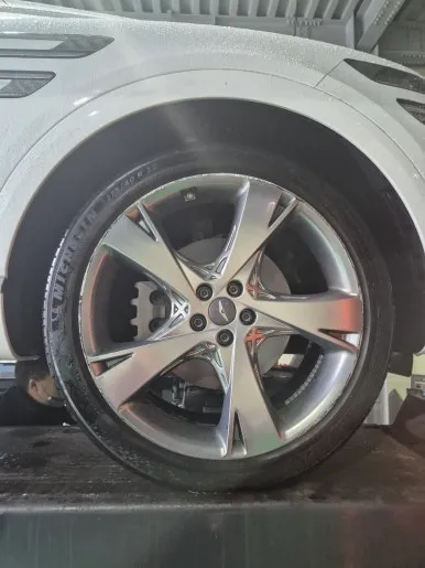 Genesis GV80 wheel repair - Genesis GV80 Wheel Repair & Refinishing Review — Like New Silver photo 6