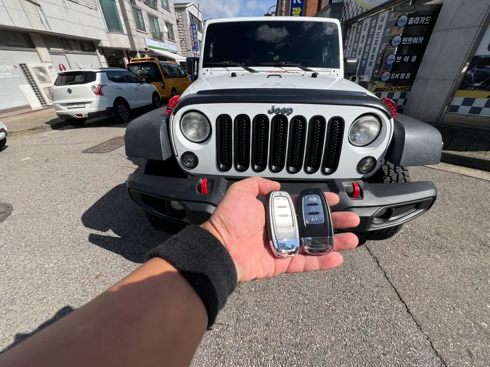 Jeep Wrangler oem options installation result