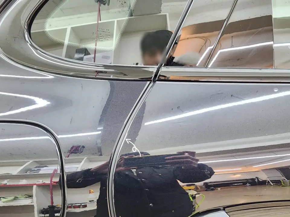 Porsche CayenneのPPF施工事例 施工写真 6