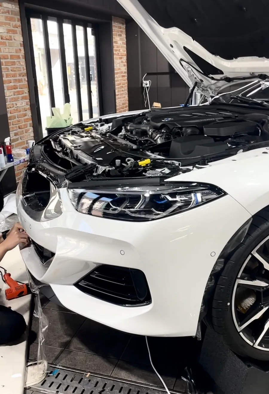 BMW 8 SeriesのPPF施工事例｜費用目安・仕上がり 施工写真 1-3