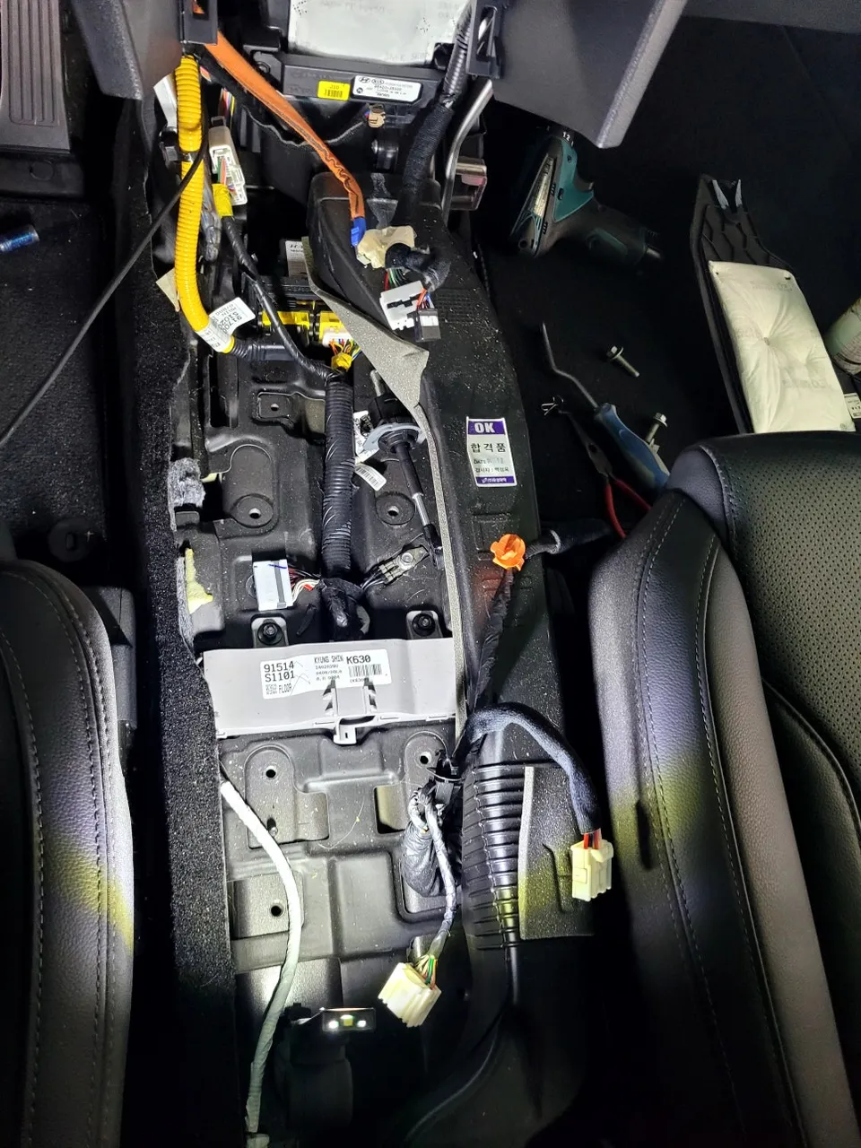 Hyundai Santa Fe steering wheel - Hyundai Santa Fe Steering Wheel Customization Review photo 3