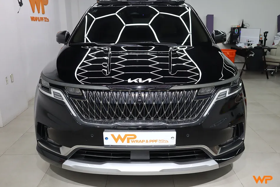 Kia Carnival vinyl wrap review