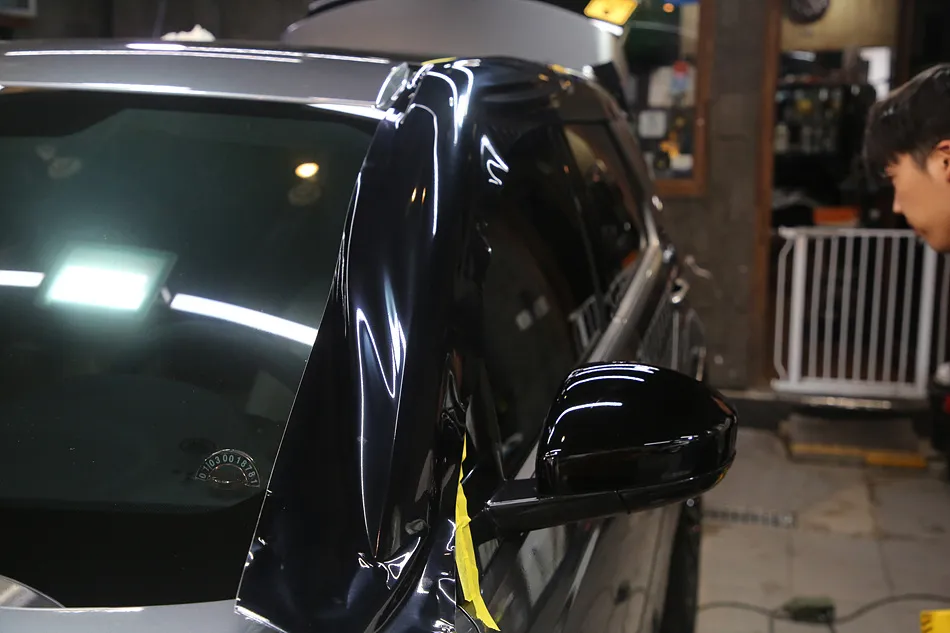 Land Rover Discovery Sport vinyl wrap review